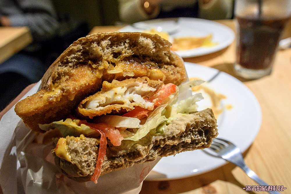 台北大安美食》Stan & Cat 史丹貓美式餐廳 重量級漢堡疊疊樂 大口咬定超滿足 - 滿分的旅遊札記