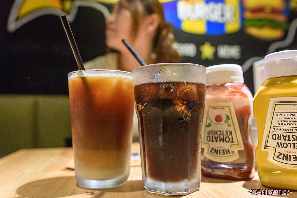 台北大安美食》Stan & Cat 史丹貓美式餐廳 重量級漢堡疊疊樂 大口咬定超滿足 - 滿分的旅遊札記