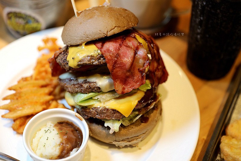 台北東區美食Stan & Cat 史丹貓美式餐廳霸氣漢堡菜單045