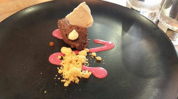 Cucina Felice 費利榭:Cucina Felice 費利榭-象山站附近高cp美食 餐點精緻高貴不貴 環境溫馨非常適合聚餐約會 目前2/4人套餐都不收服務費喔!