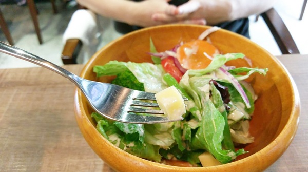 Cucina Felice 費利榭:Cucina Felice 費利榭-象山站附近高cp美食 餐點精緻高貴不貴 環境溫馨非常適合聚餐約會 目前2/4人套餐都不收服務費喔!