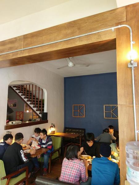 HATEna Brunch花朵木：HATEna Brunch花朵木-花蓮超夯早午餐  飲料免費暢飲 不提供預約  先搶先贏喔