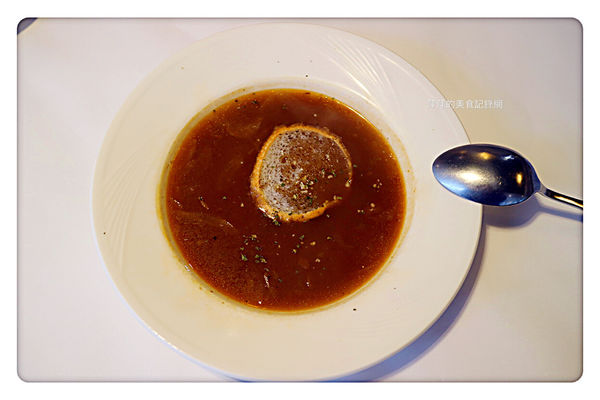 【永和美食】SPEZiA斯佩齊亞創意小廚 ~ 一秒到義法吃美食✖️永和義式餐廳❤️情人約會/早午餐 - 捷運永安市場站