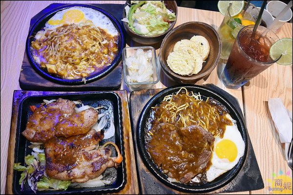 鉄板伍味(一中店):一中夜市超人氣大份量平價牛排。餐廳享受不到200元超值套餐大胃王最愛@商妮吃喝遊樂