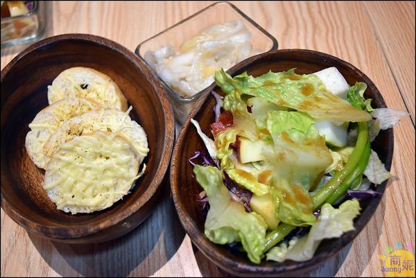 鉄板伍味(一中店):一中夜市超人氣大份量平價牛排。餐廳享受不到200元超值套餐大胃王最愛@商妮吃喝遊樂