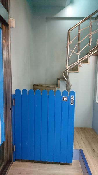 Young Lion 親子餐廳：高雄~Young Lion 親子餐廳~海底世界溜滑梯、決明子砂坑區、辦辦家酒~小朋友玩到欲罷不能~