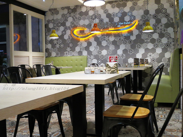 小湯匙越式料理 Little Spoon(高雄夢時代店)：小湯匙越式料理 Little Spoon(高雄夢時代店)