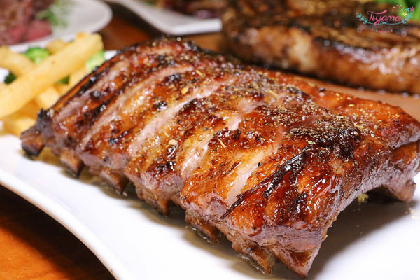 德斯啤鮮釀啤酒餐廳：台南餐酒館|德斯啤鮮釀啤酒餐廳。料理精讚不喝酒跟來也超滿足！