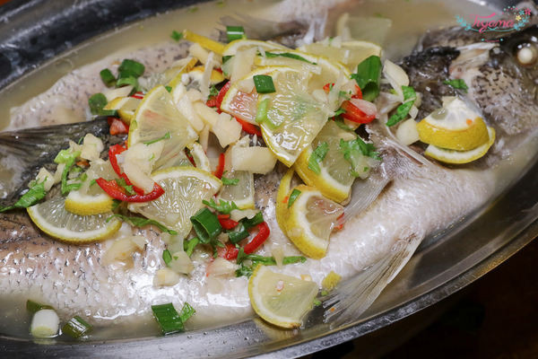 德斯啤鮮釀啤酒餐廳：台南餐酒館|德斯啤鮮釀啤酒餐廳。料理精讚不喝酒跟來也超滿足！