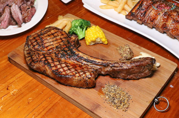 德斯啤鮮釀啤酒餐廳：台南餐酒館|德斯啤鮮釀啤酒餐廳。料理精讚不喝酒跟來也超滿足！