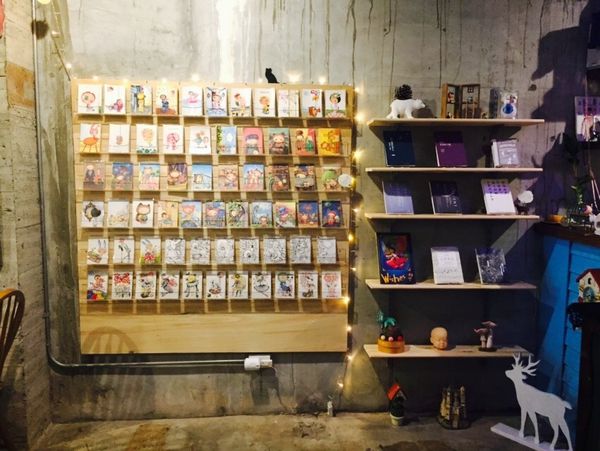 捷運中正紀念堂站 ✿ 眼球咖啡 ✿ 一個隨性又任性的療癒世界