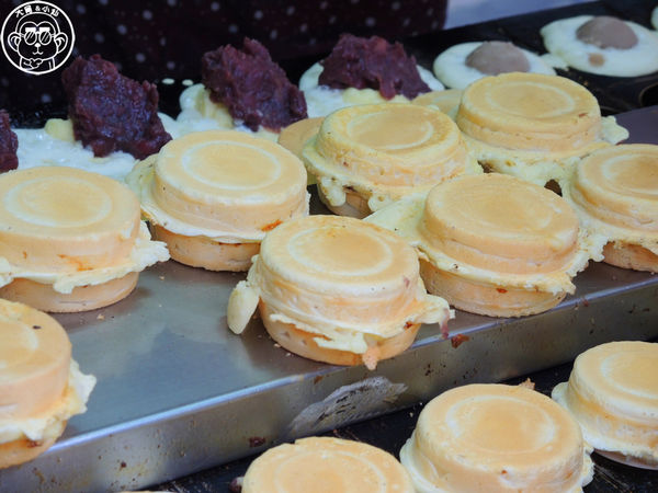 萬丹紅豆餅：呷飽祙【新北三重･萬丹紅豆餅】紅豆生南國