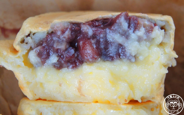 萬丹紅豆餅：呷飽祙【新北三重･萬丹紅豆餅】紅豆生南國