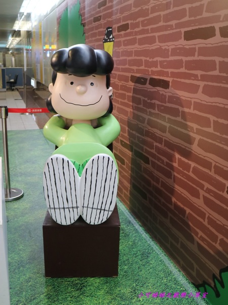 跟著查理布朗旅行趣：【高雄旅遊】2016 跟著查理布朗旅行趣，快來高雄捷運跟史奴比見面，只到八月