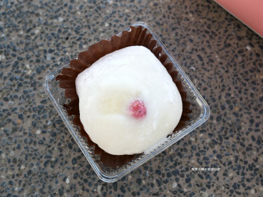 【桃園美食】小初心法式甜點，草莓季限定甜點推薦！必吃草莓小巴、可可草莓小巴、草莓大福，宅配美食送到府免出門。 @熊寶小榆の旅遊日記