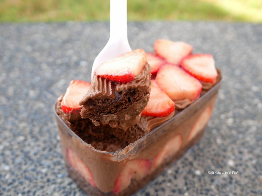 【桃園美食】小初心法式甜點，草莓季限定甜點推薦！必吃草莓小巴、可可草莓小巴、草莓大福，宅配美食送到府免出門。 @熊寶小榆の旅遊日記