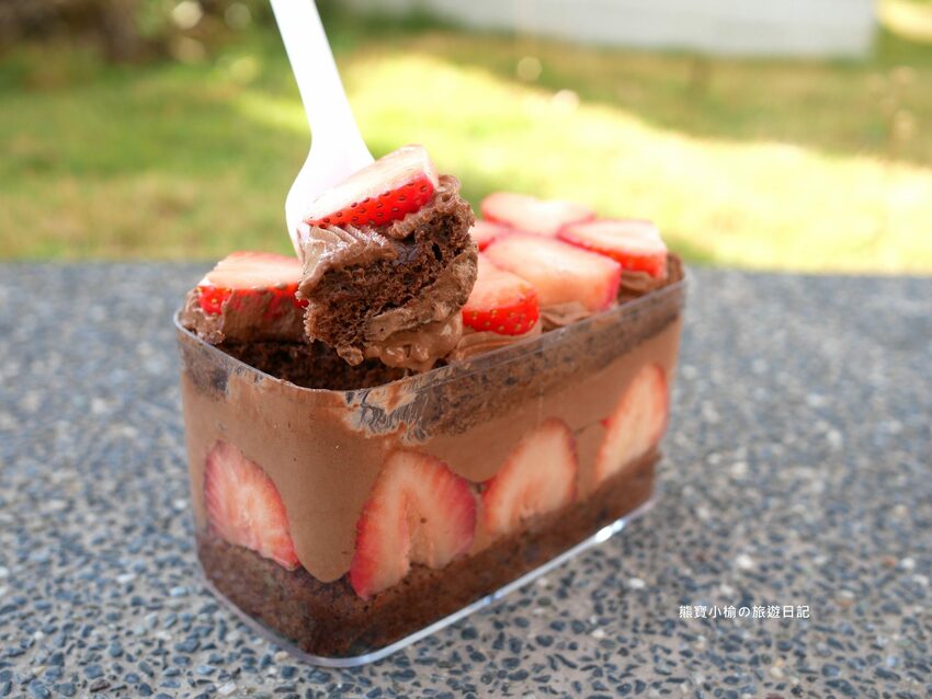 【桃園美食】小初心法式甜點，草莓季限定甜點推薦！必吃草莓小巴、可可草莓小巴、草莓大福，宅配美食送到府免出門。 @熊寶小榆の旅遊日記