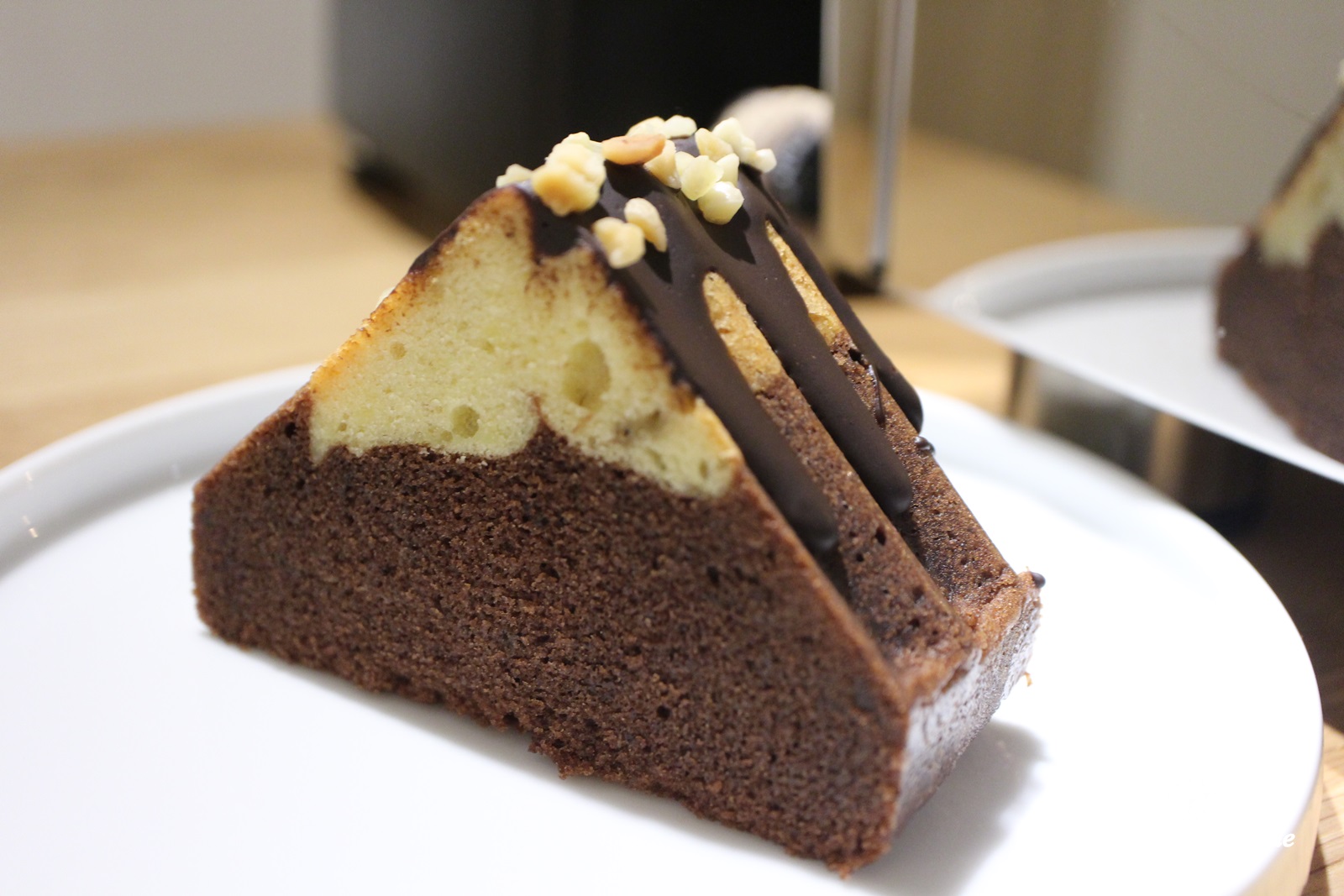 [ 行天宮站美食 ] 淺藍 × LOOK LUKE～可愛又美味的小山與花圈磅蛋糕