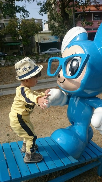 新營美術園區:台南新營美術園區~不二良的童年狂想曲~尋找繽紛小鼠大作戰!! 新營美術園區:台南新營美術園區~不二良的童年狂想曲~尋找繽紛小鼠大作戰!!