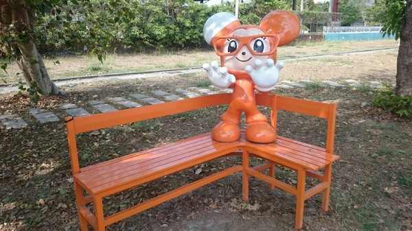 新營美術園區:台南新營美術園區~不二良的童年狂想曲~尋找繽紛小鼠大作戰!! 新營美術園區:台南新營美術園區~不二良的童年狂想曲~尋找繽紛小鼠大作戰!!