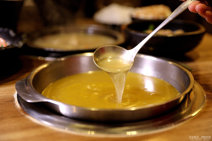 台中市大里區冬令進補 來一鍋全台獨家藥膳豬腳鍋 香氣撲鼻 滿滿膠原蛋白一吃就愛上|八吋鍋(台中大里)