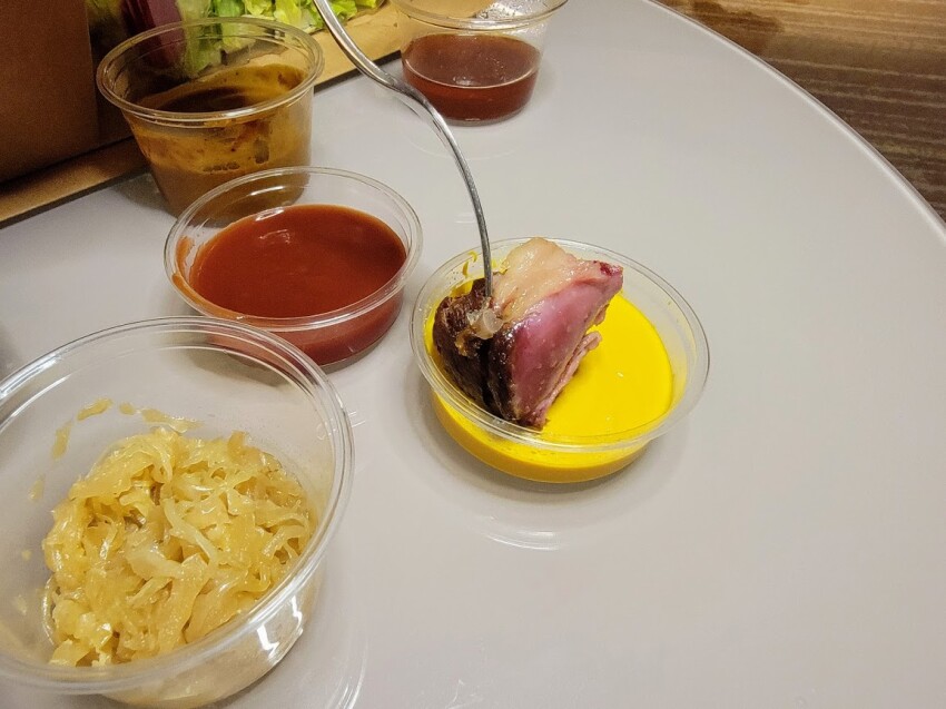 [美味開箱]抗疫相挺 美食加油!!!現點現做 外帶也新鮮美味~金色三麥經典大拼盤 金色三麥