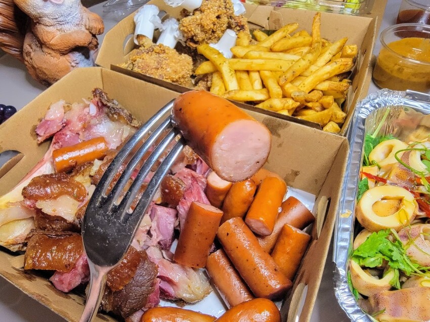 [美味開箱]抗疫相挺 美食加油!!!現點現做 外帶也新鮮美味~金色三麥經典大拼盤 金色三麥