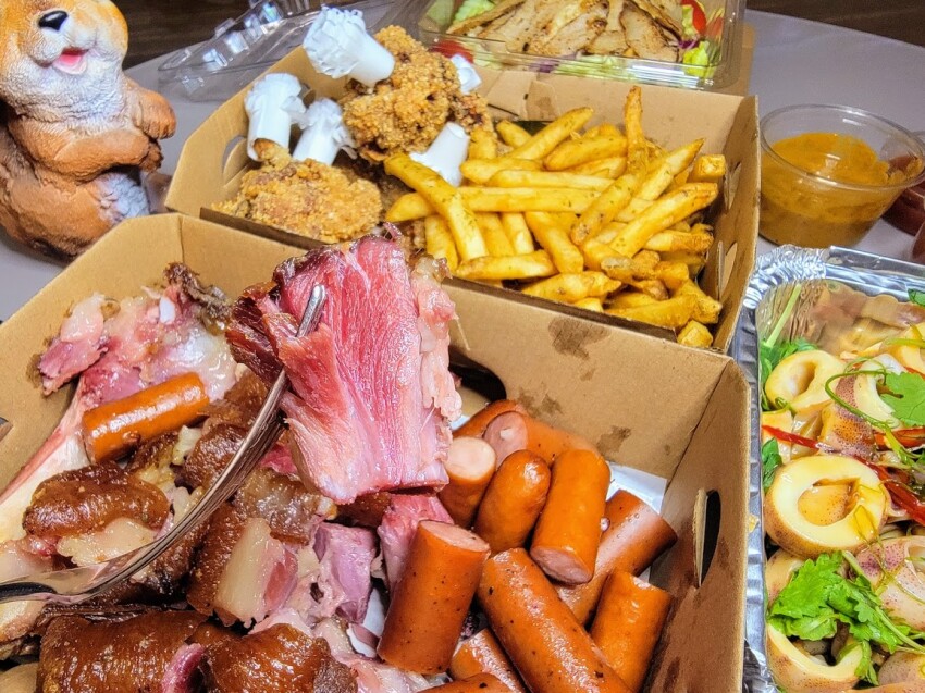 [美味開箱]抗疫相挺 美食加油!!!現點現做 外帶也新鮮美味~金色三麥經典大拼盤 金色三麥