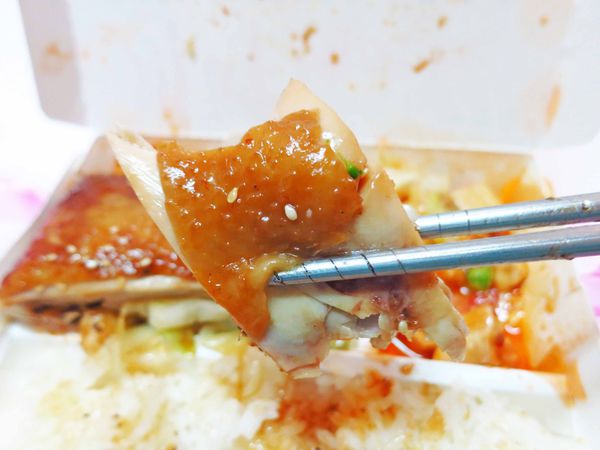 【新莊美食】川峰便當店-超便宜50元便當店 【新莊美食】川峰便當店-超便宜50元便當店