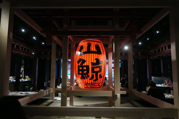 【台中北區】壯觀百菇牆現摘現烤『山鯨燒肉』