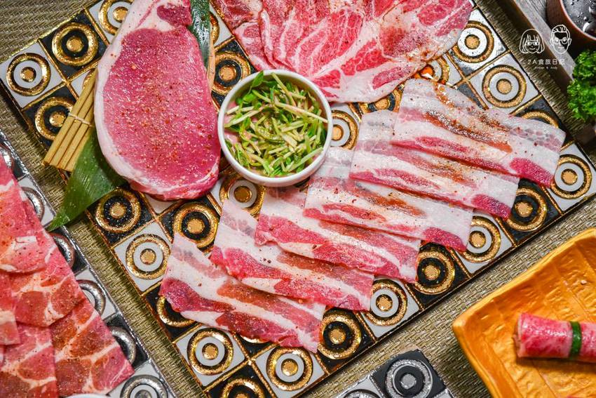 山鯨燒肉：-2020新菜單！不用出國就可以穿和服在櫻花季、楓葉季場景拍照的日式燒肉店，適合情侶約會慶生！