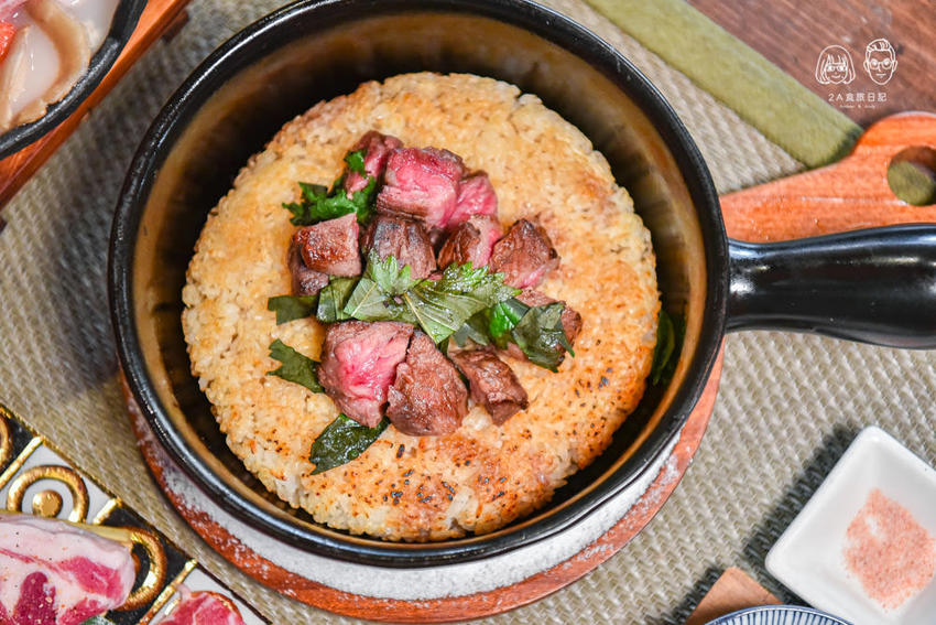 山鯨燒肉：-2020新菜單！不用出國就可以穿和服在櫻花季、楓葉季場景拍照的日式燒肉店，適合情侶約會慶生！