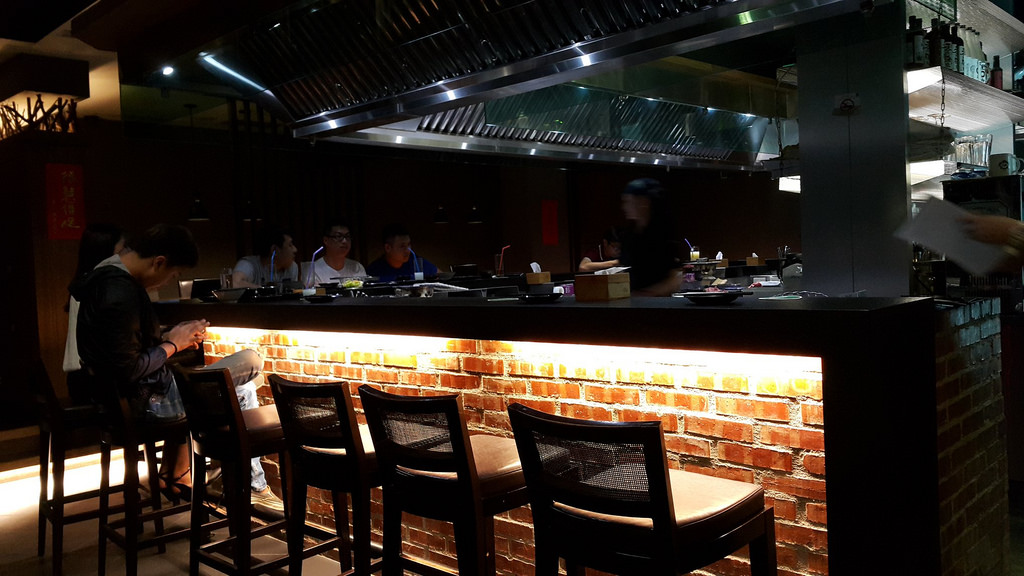 11286600_10155553504240375_551433525_o