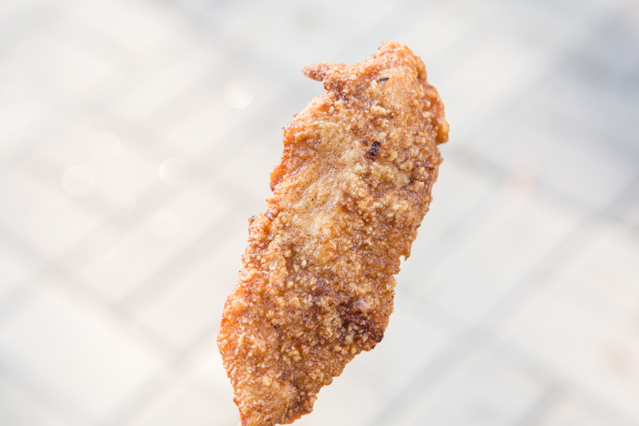 |食|高雄三民 美味到像是有龍在飛的碳烤雞排 家鄉碳烤香雞排