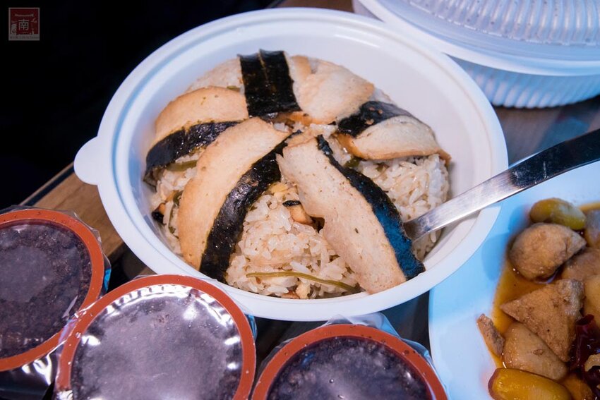 【宅配美食】40年台南素食名店推出宅配｜母親節套餐免運送到家｜50年研發料理師傅｜滿滿料的蟲草首烏燉盅｜小孩也愛的曼餘米糕~天心岩素食宅配 - 南人幫