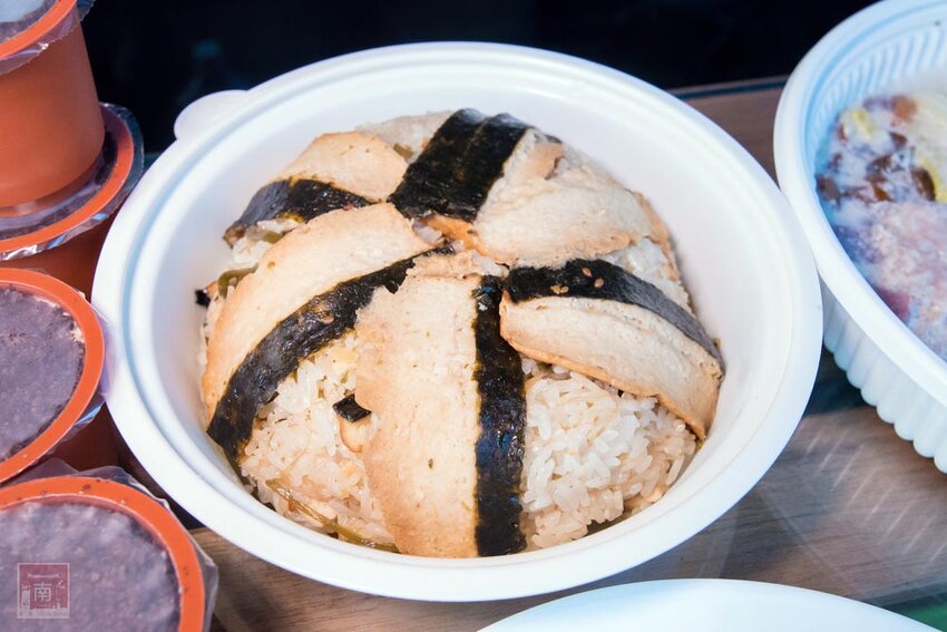 【宅配美食】40年台南素食名店推出宅配｜母親節套餐免運送到家｜50年研發料理師傅｜滿滿料的蟲草首烏燉盅｜小孩也愛的曼餘米糕~天心岩素食宅配 - 南人幫