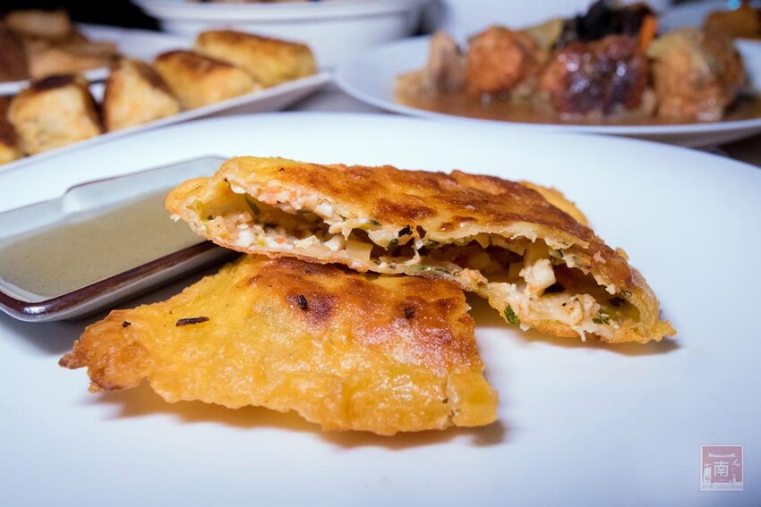 【宅配美食】40年台南素食名店推出宅配｜母親節套餐免運送到家｜50年研發料理師傅｜滿滿料的蟲草首烏燉盅｜小孩也愛的曼餘米糕~天心岩素食宅配 - 南人幫