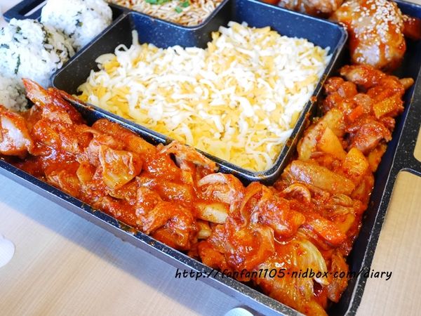 【台北韓式料理】OMAYA春川炒雞西門町 史翠西芝心鍋 韓國超人氣美食 愛評體驗團 (15).JPG