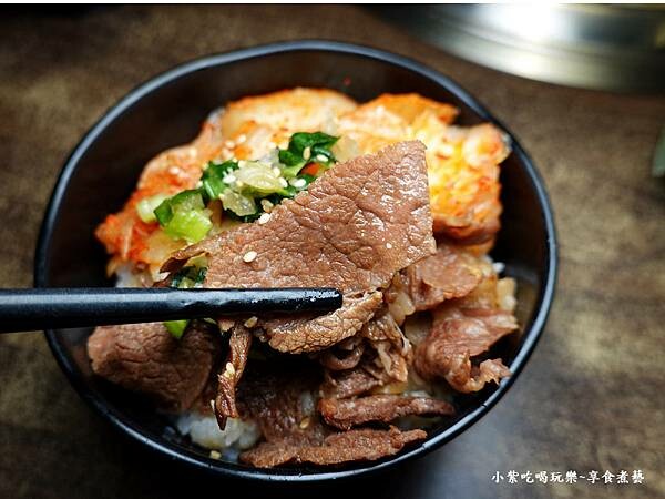 韓式泡菜牛肉丼-燒肉眾台北大安店 (1).jpg
