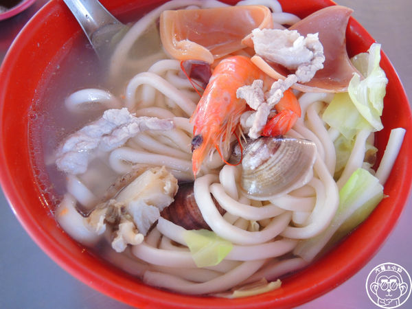 海鮮拉麵：呷飽祙【台北萬華･市場海鮮拉麵】跟著天王蕭敬騰吃美食