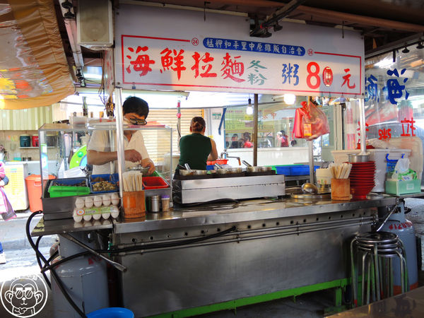 海鮮拉麵：呷飽祙【台北萬華･市場海鮮拉麵】跟著天王蕭敬騰吃美食