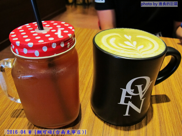 鯛可頌(台南東寧店):(台南。東區美食)『鯛可頌(台南東寧店)』OVEN COFFEE 店中店限定。鯛魚燒+可頌=幸福美味の鯛可頌。 鯛可頌(台南東寧店):(台南。東區美食)『鯛可頌(台南東寧店)』OVEN COFFEE 店中店限定。鯛魚燒+可頌=幸福美味の鯛可頌。