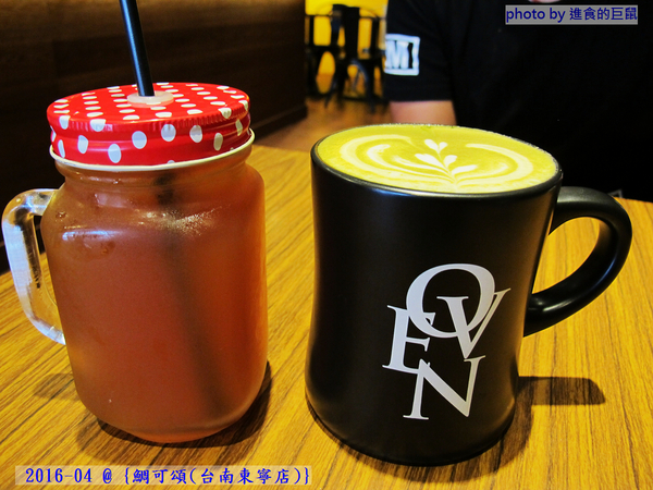 鯛可頌(台南東寧店):(台南。東區美食)『鯛可頌(台南東寧店)』OVEN COFFEE 店中店限定。鯛魚燒+可頌=幸福美味の鯛可頌。 鯛可頌(台南東寧店):(台南。東區美食)『鯛可頌(台南東寧店)』OVEN COFFEE 店中店限定。鯛魚燒+可頌=幸福美味の鯛可頌。