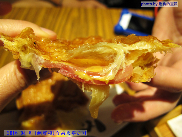 鯛可頌(台南東寧店):(台南。東區美食)『鯛可頌(台南東寧店)』OVEN COFFEE 店中店限定。鯛魚燒+可頌=幸福美味の鯛可頌。 鯛可頌(台南東寧店):(台南。東區美食)『鯛可頌(台南東寧店)』OVEN COFFEE 店中店限定。鯛魚燒+可頌=幸福美味の鯛可頌。