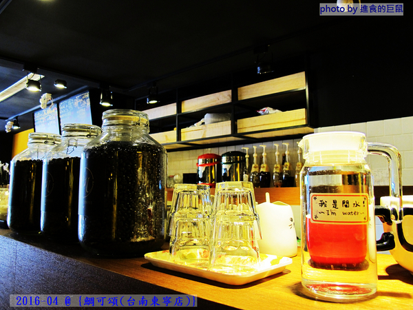 鯛可頌(台南東寧店):(台南。東區美食)『鯛可頌(台南東寧店)』OVEN COFFEE 店中店限定。鯛魚燒+可頌=幸福美味の鯛可頌。 鯛可頌(台南東寧店):(台南。東區美食)『鯛可頌(台南東寧店)』OVEN COFFEE 店中店限定。鯛魚燒+可頌=幸福美味の鯛可頌。