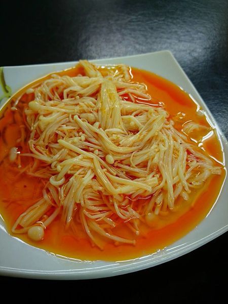 1504372833-1019746042_n