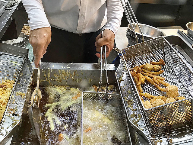 基隆廟口鹹酥雞_190509_0039