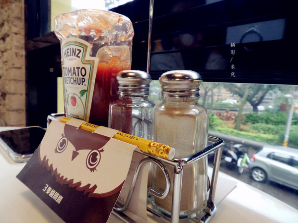 三隻貓頭鷹3owls c＠fe：【台北市大安區。咖啡廳】三隻貓頭鷹3owls c＠fe 台北超有感隱藏秘密咖啡廳