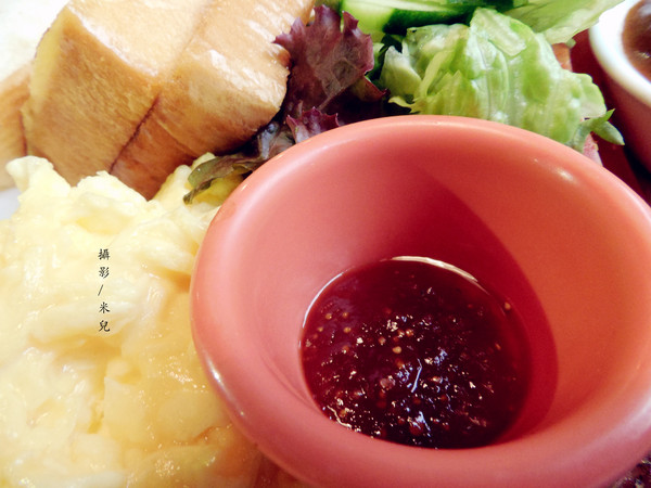 三隻貓頭鷹3owls c＠fe：【台北市大安區。咖啡廳】三隻貓頭鷹3owls c＠fe 台北超有感隱藏秘密咖啡廳