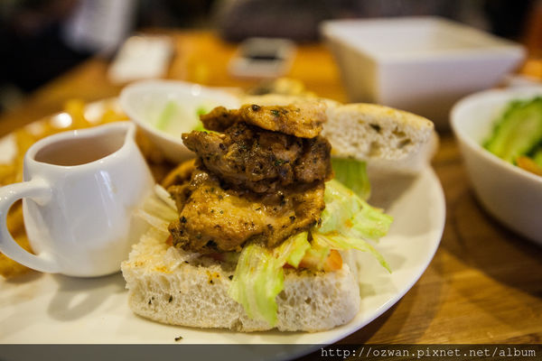 [吃喝]澎湃包的早午餐我來也～禾間糧倉 MIDDLE RESTRO。